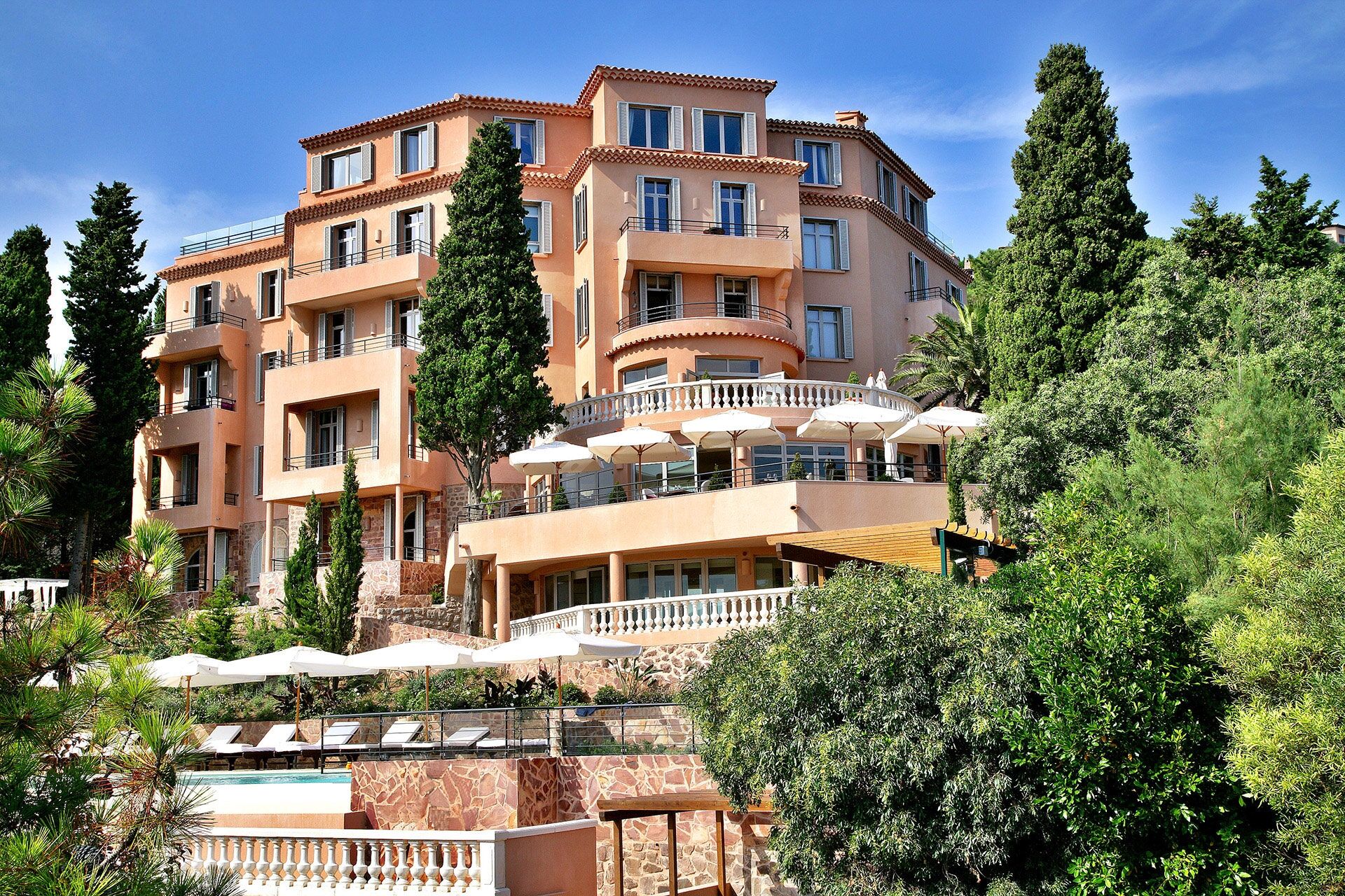 Tiara Yaktsa Côte d’Azur Hotel Theoule-sur-Mer Bagian luar foto